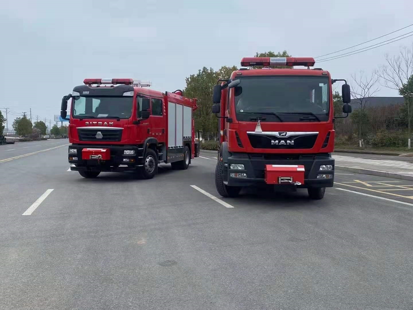 汕德卡抢险救援消防車(chē)