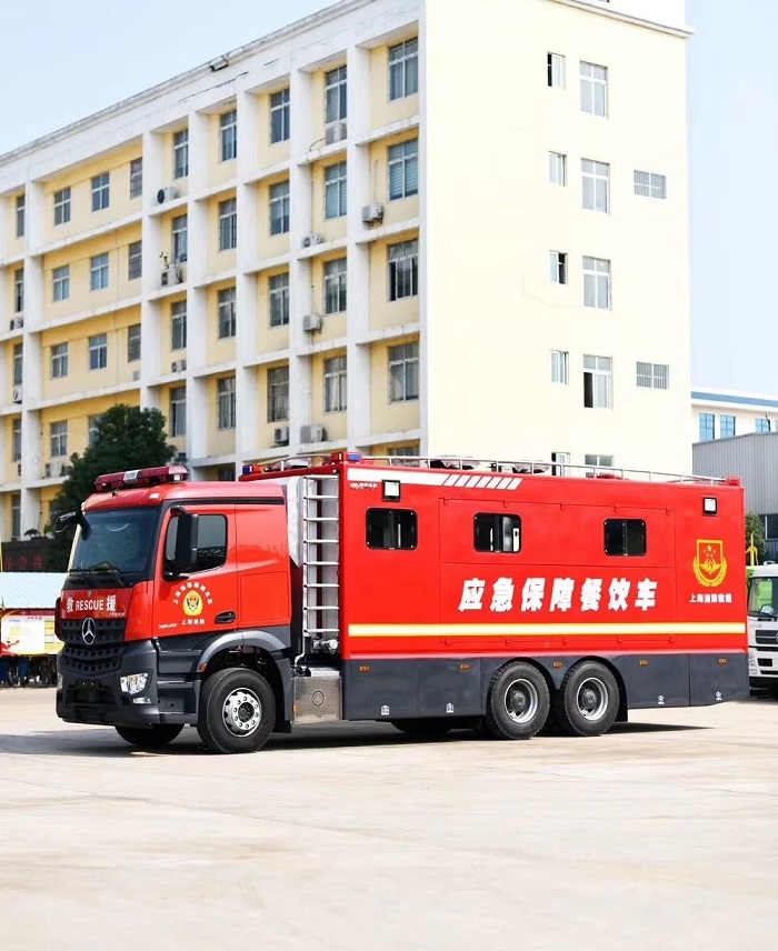 豪沃餐饮車(chē)图片