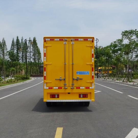 CLW5040XDYJ6型電(diàn)源車(chē)图片