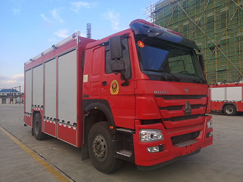 CLW5140TXFQC200/HW型器材消防車(chē)