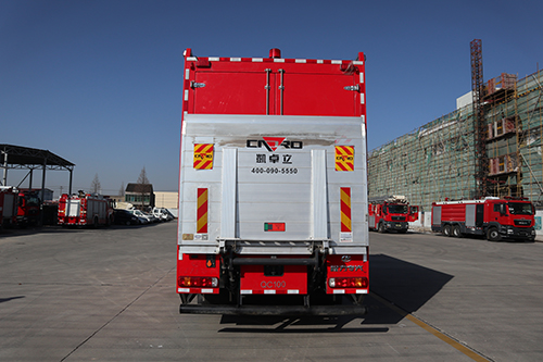 CLW5130TXFQC100/HW型器材消防車(chē)图片